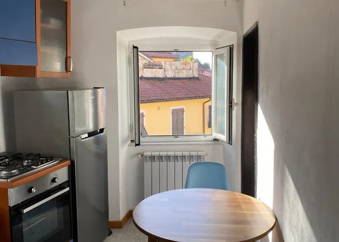 Bussola In Holidays -